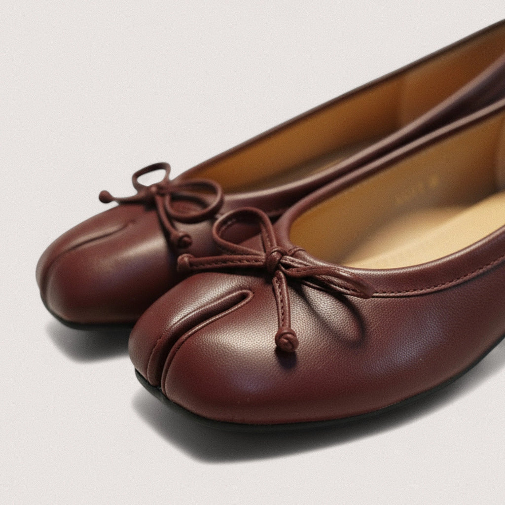 Sora – Red Tabi Heel